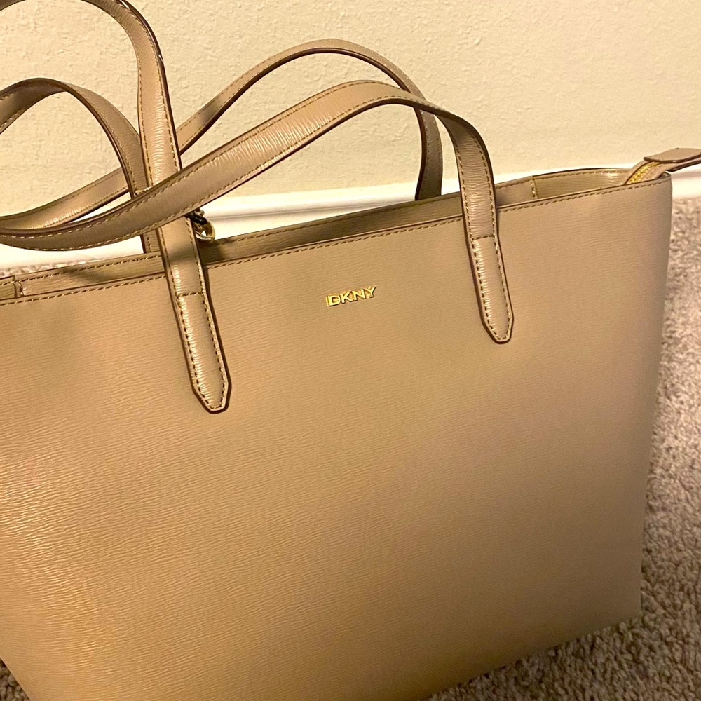 Brand new DKNY bag
